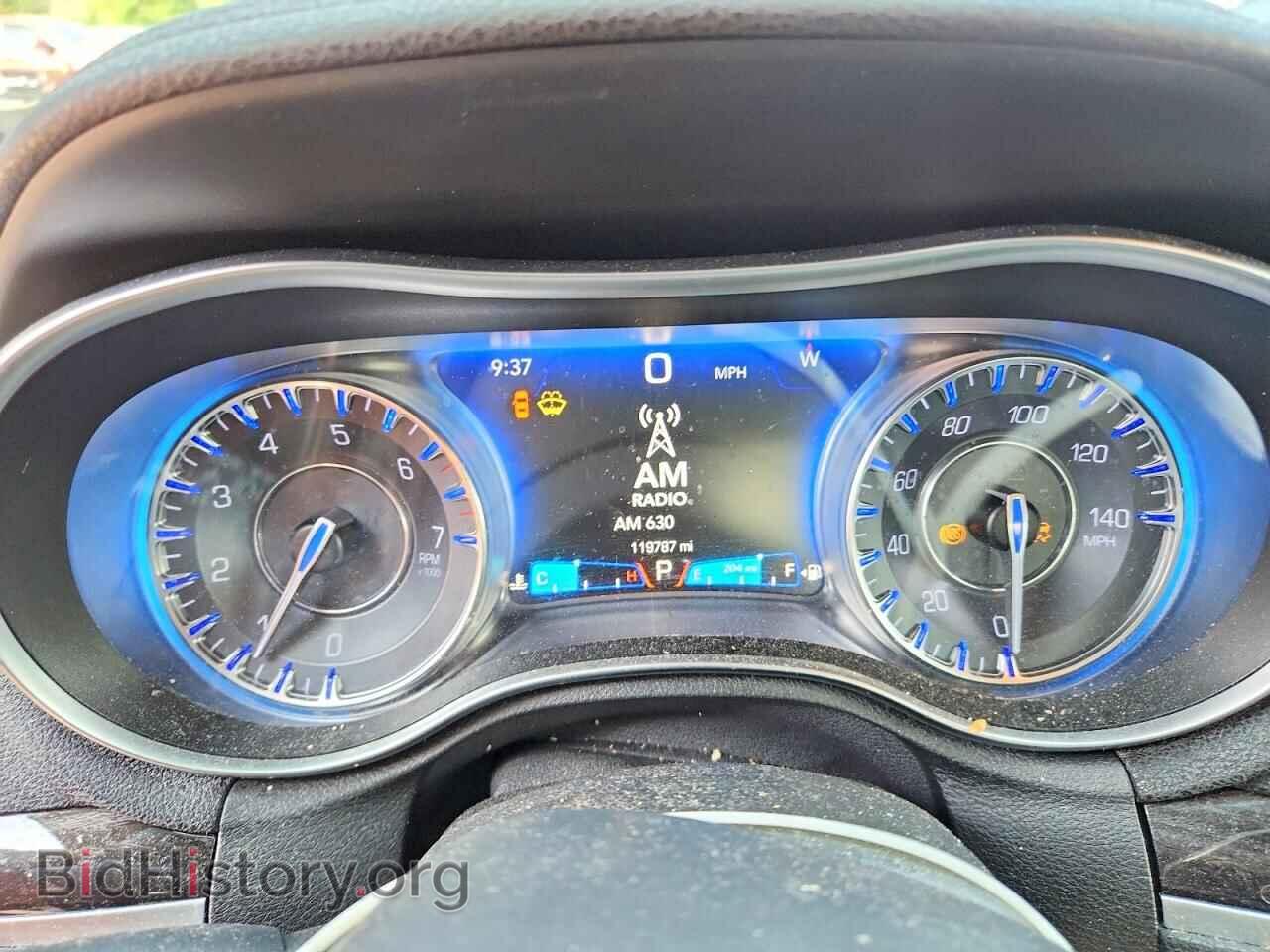2015 CHRYSLER 300 - VIN: 2C3CCAAG6FH930371 - Фото 9