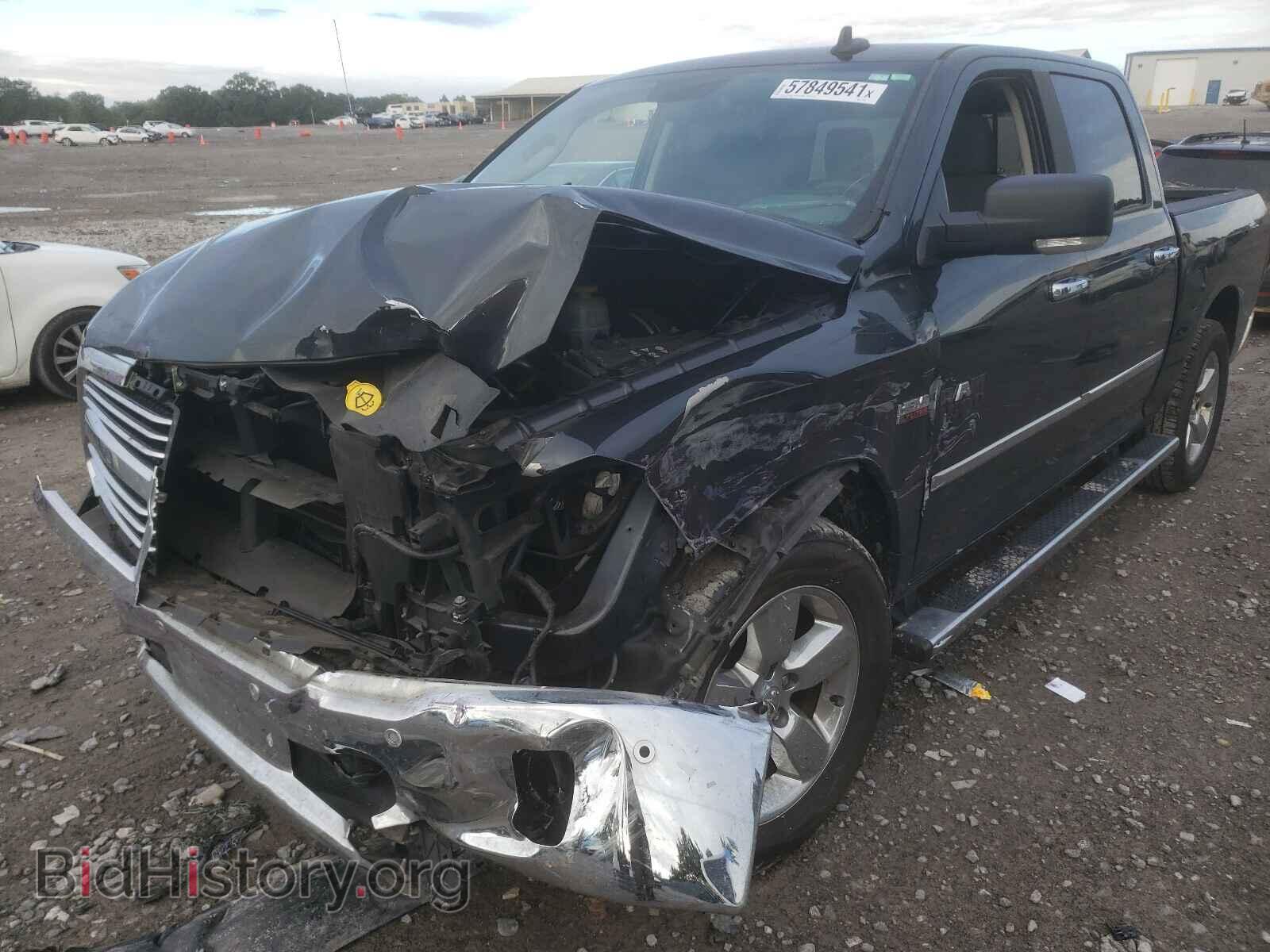 2017 RAM 1500 - VIN: 3C6RR6LT9HG738237 - Фото 2