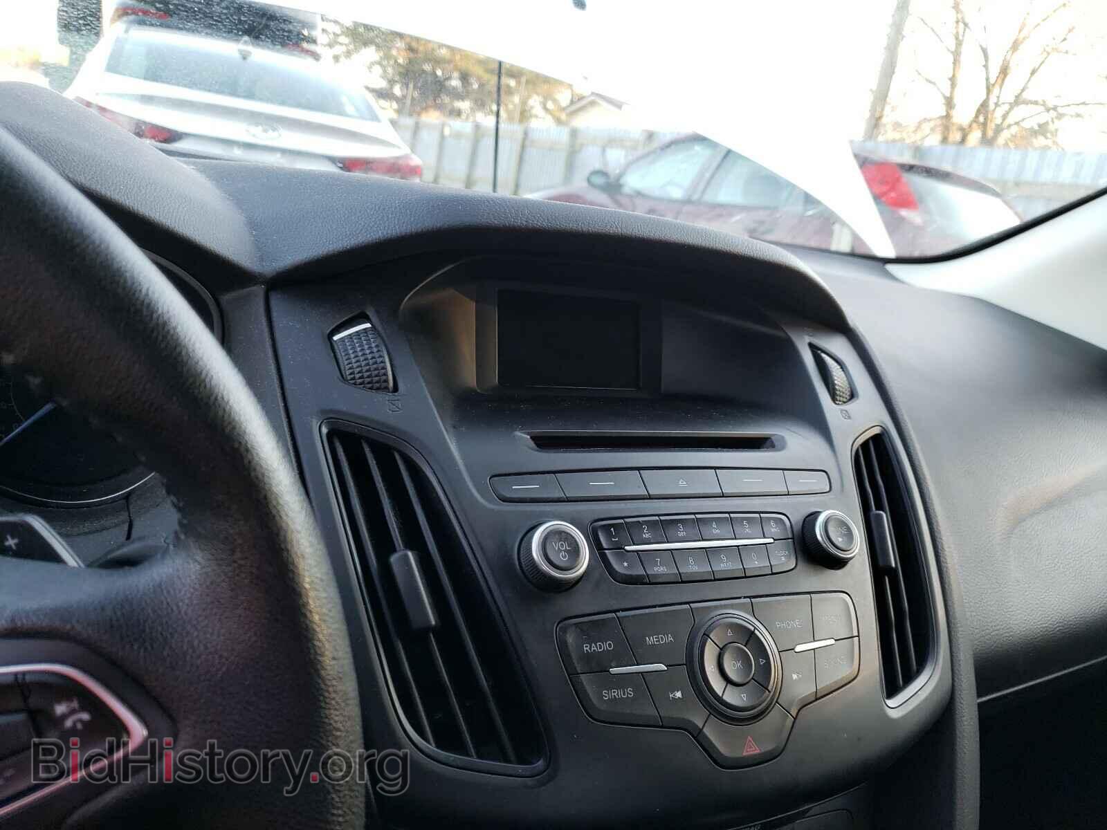2016 FORD FOCUS - VIN: 1FADP3F26GL370889 - Photo 9