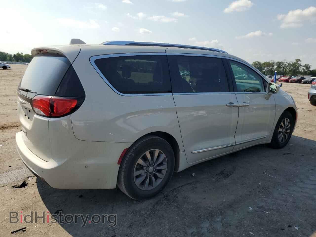 2019 CHRYSLER PACIFICA - VIN: 2C4RC1EGXKR687149 - Фото 3