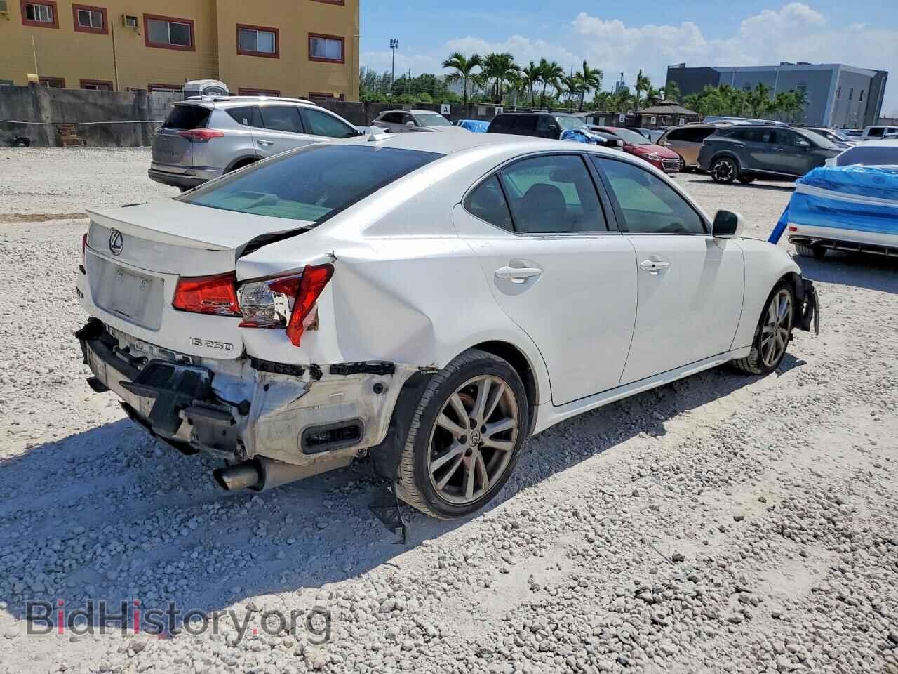 2007 LEXUS IS - VIN: JTHBK262472038397 - Photo 3
