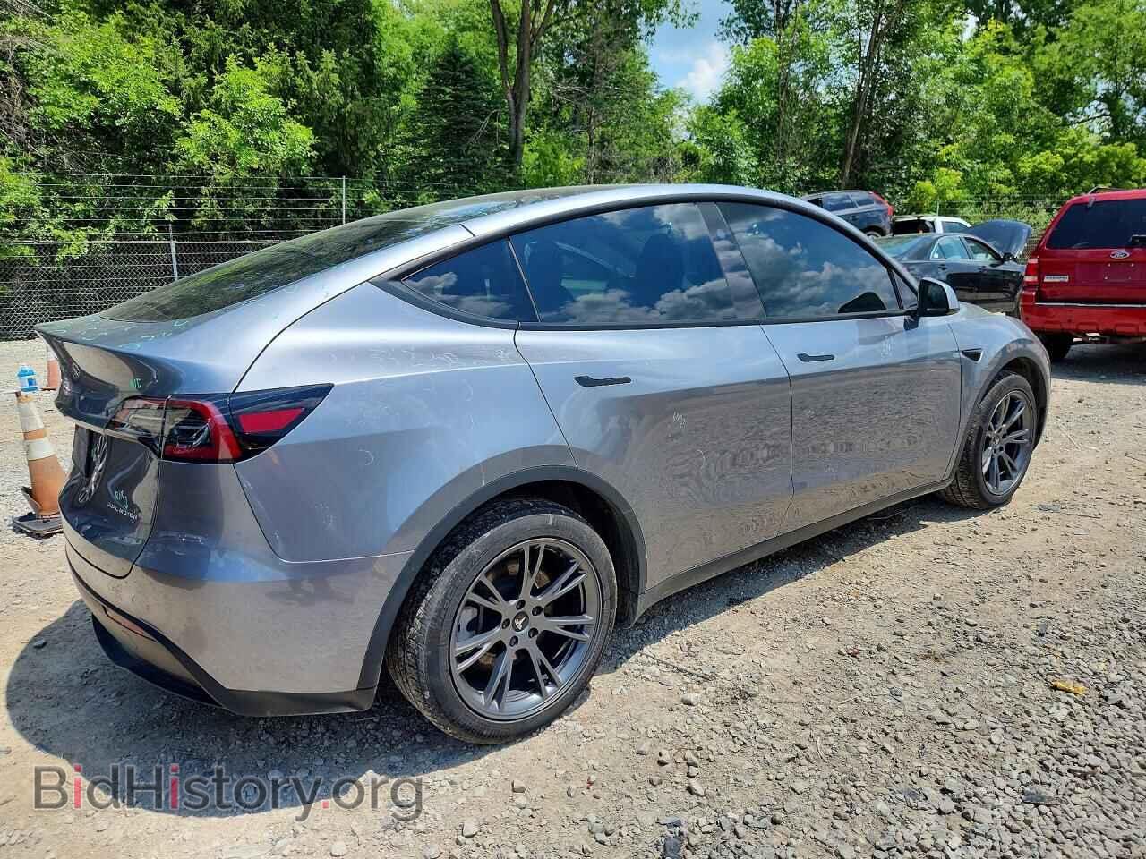 2024 TESLA MODEL Y - VIN: 7SAYGAEE7RF209701 - Фото 3