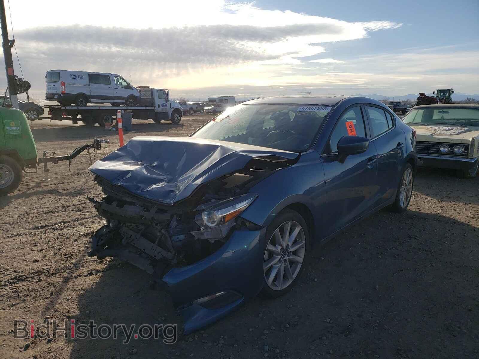 2017 MAZDA 3 - VIN: 3MZBN1V77HM132801 - Photo 2