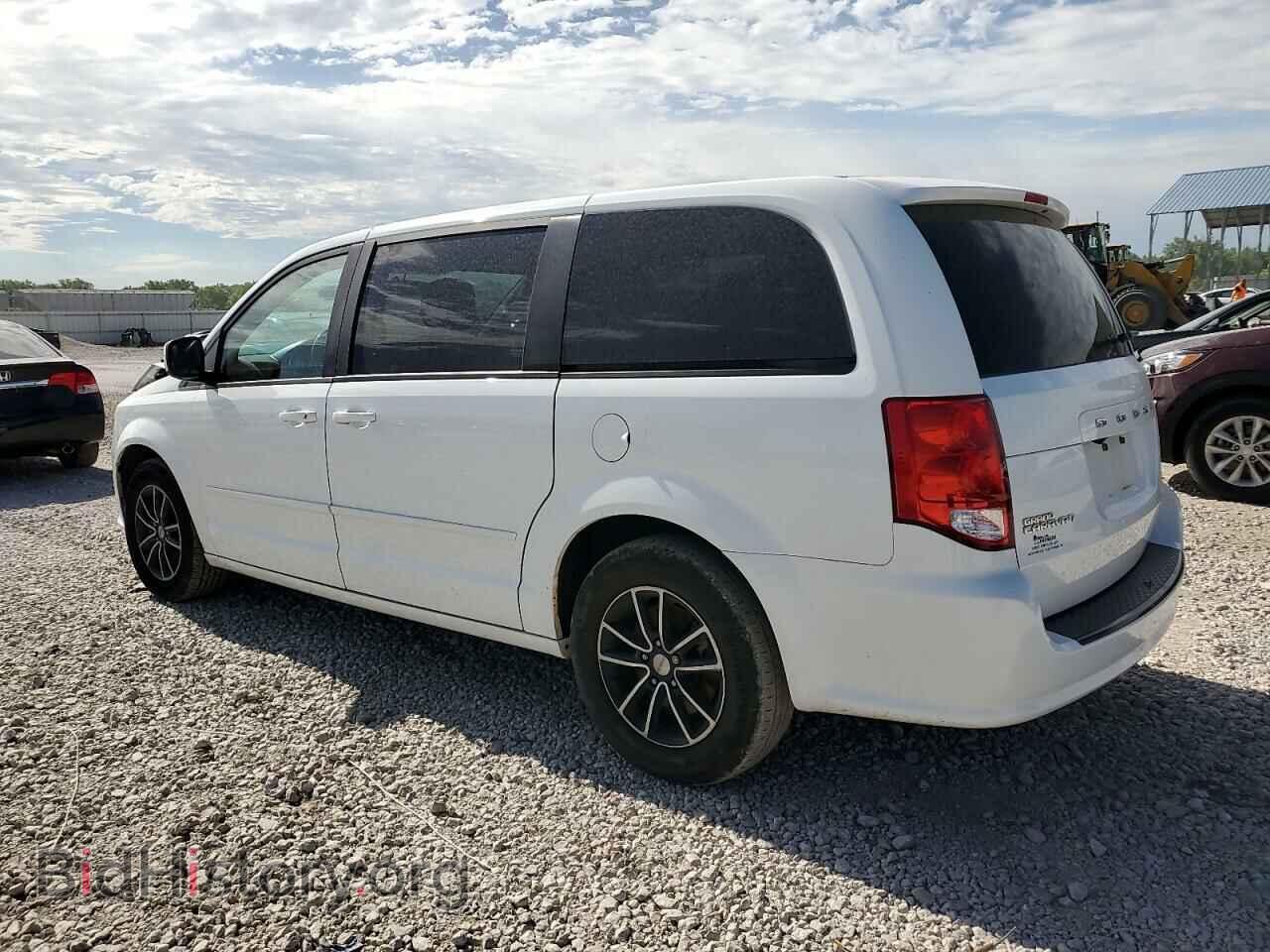 2015 DODGE CARAVAN - VIN: 2C4RDGCG1FR570469 - Photo 2