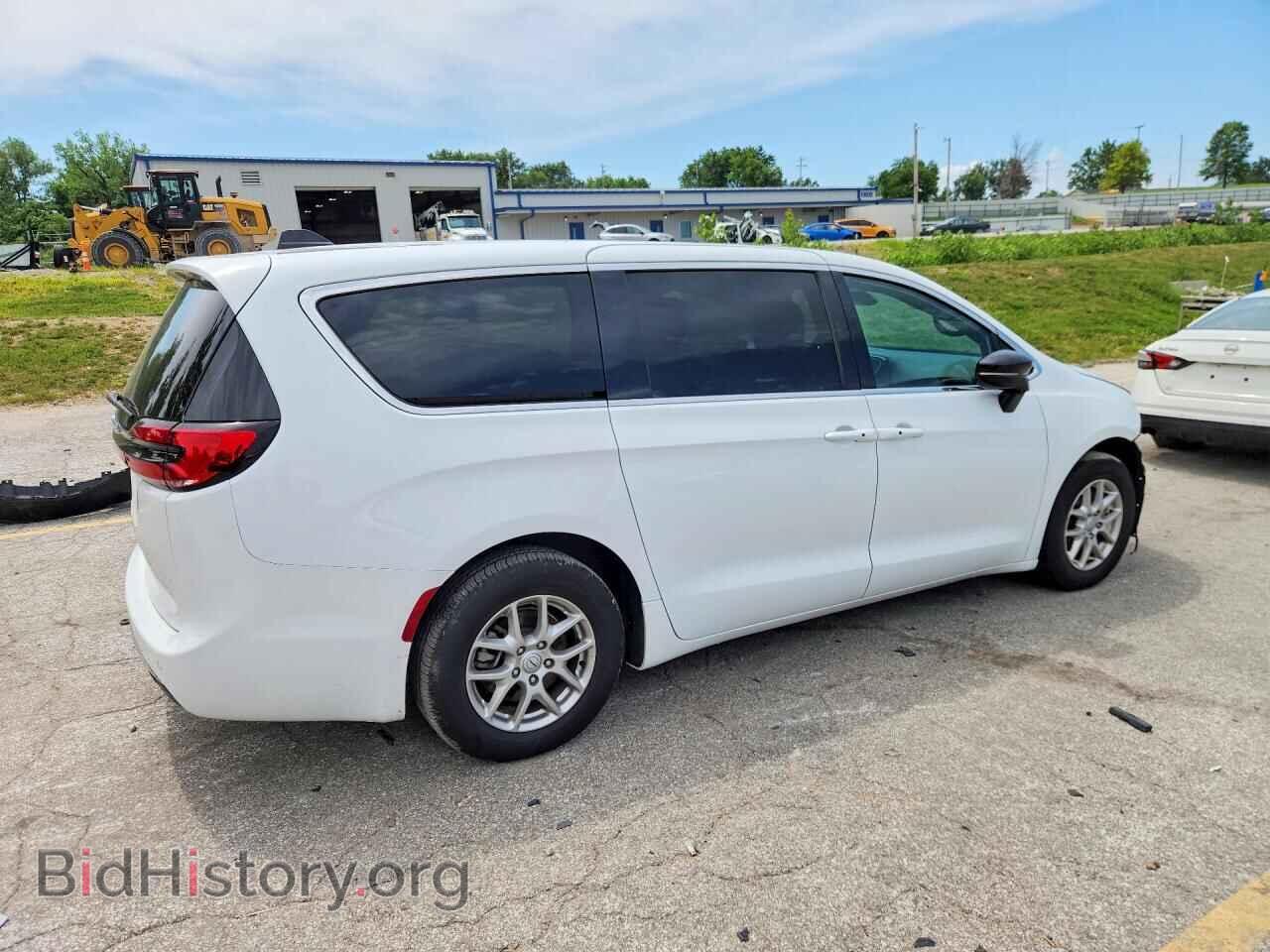 2025 CHRYSLER PACIFICA - VIN: 2C4RC1BG1SR611548 - Photo 3