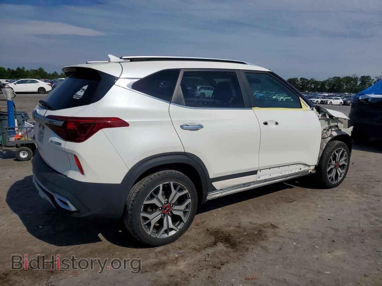 2021 KIA SELTOS - VIN: KNDETCA23M7106602 - Фото 3