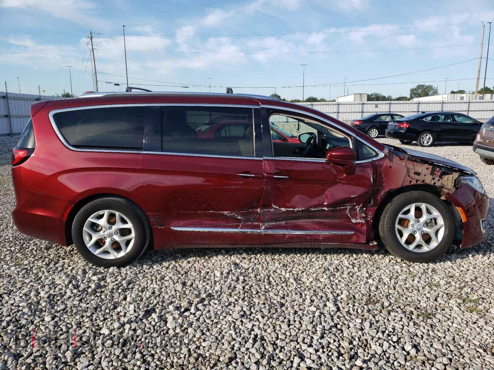 2018 CHRYSLER PACIFICA - VIN: 2C4RC1EG3JR194623 - Фото 9