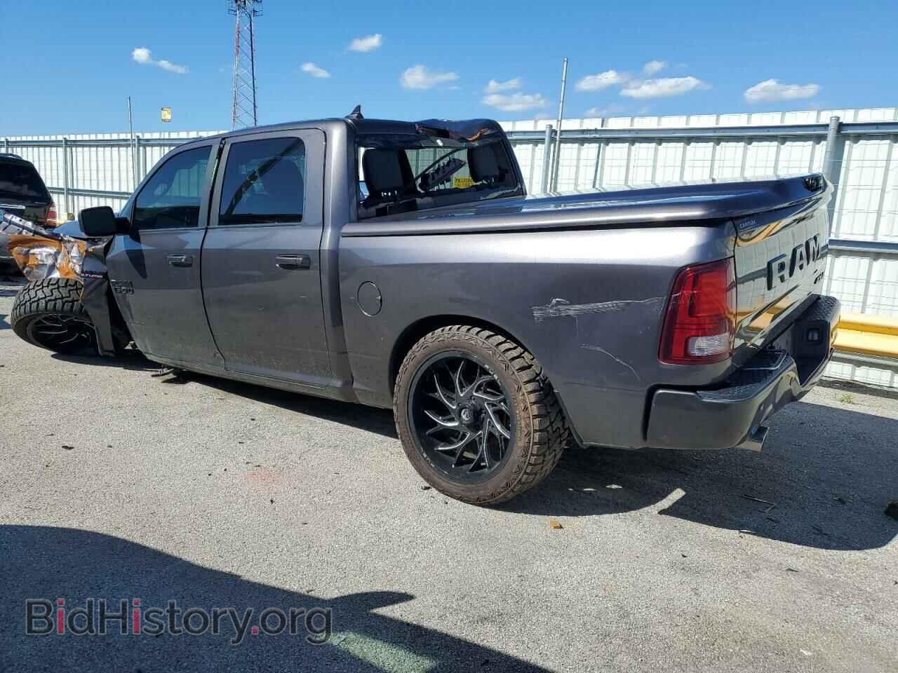2018 RAM 1500 - VIN: 1C6RR7MT1JS212400 - Фото 2