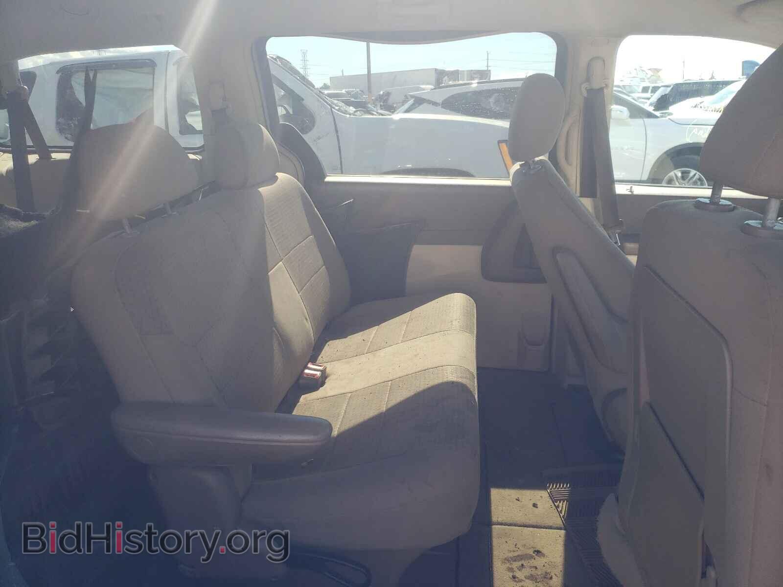 2008 CHRYSLER MINIVAN - VIN: 2A8HR44H78R841954 - Фото 6