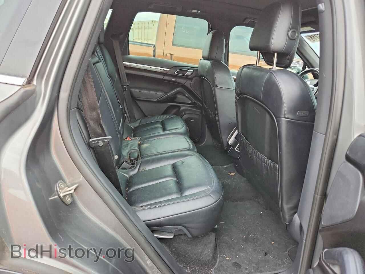 2016 PORSCHE CAYENNE - VIN: WP1AA2A22GLA04233 - Photo 11