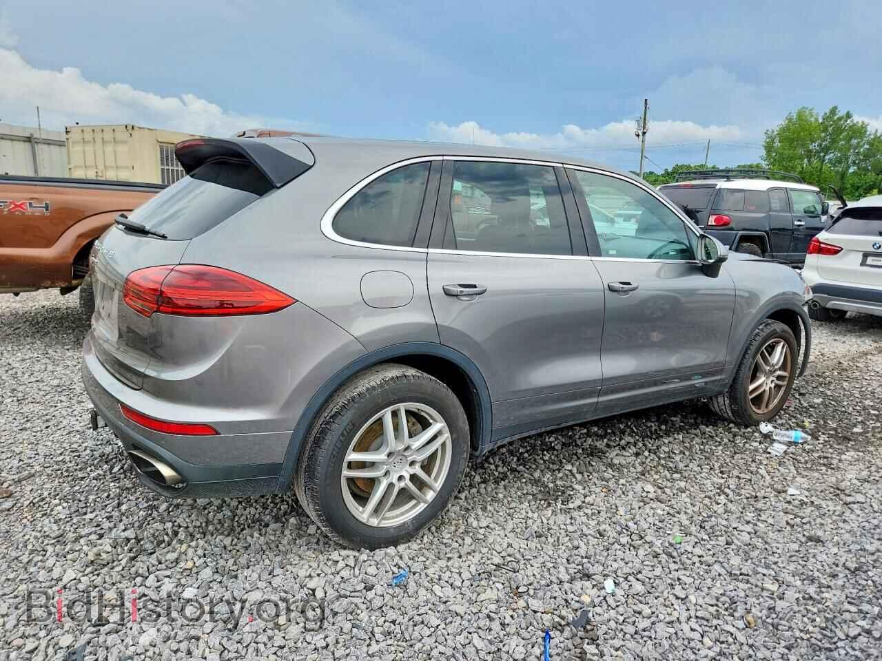 2016 PORSCHE CAYENNE - VIN: WP1AA2A22GLA04233 - Photo 3