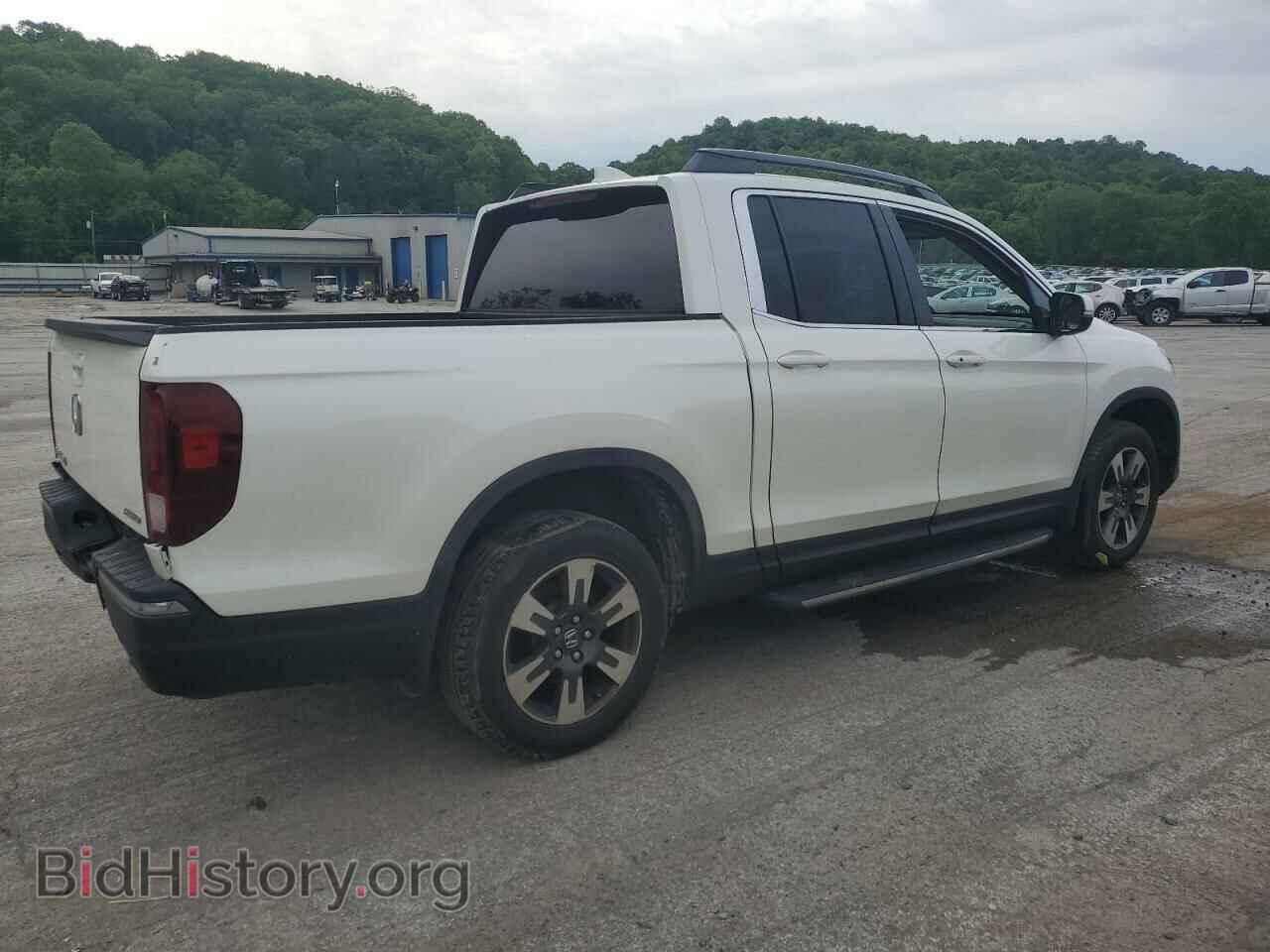 2017 HONDA RIDGELINE - VIN: 5FPYK3F59HB018180 - Фото 3