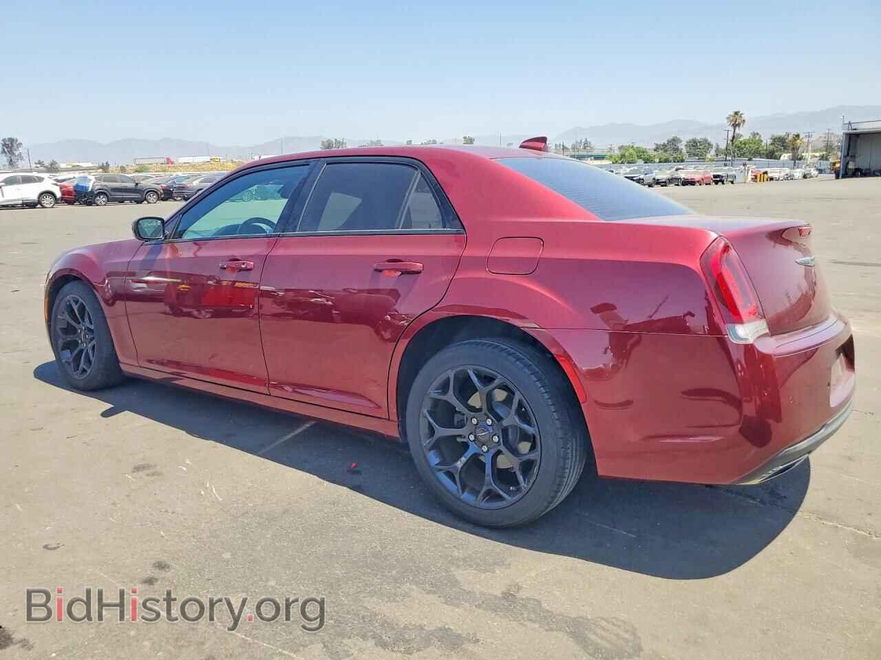 2020 CHRYSLER 300 - VIN: 2C3CCABG0LH253361 - Фото 2