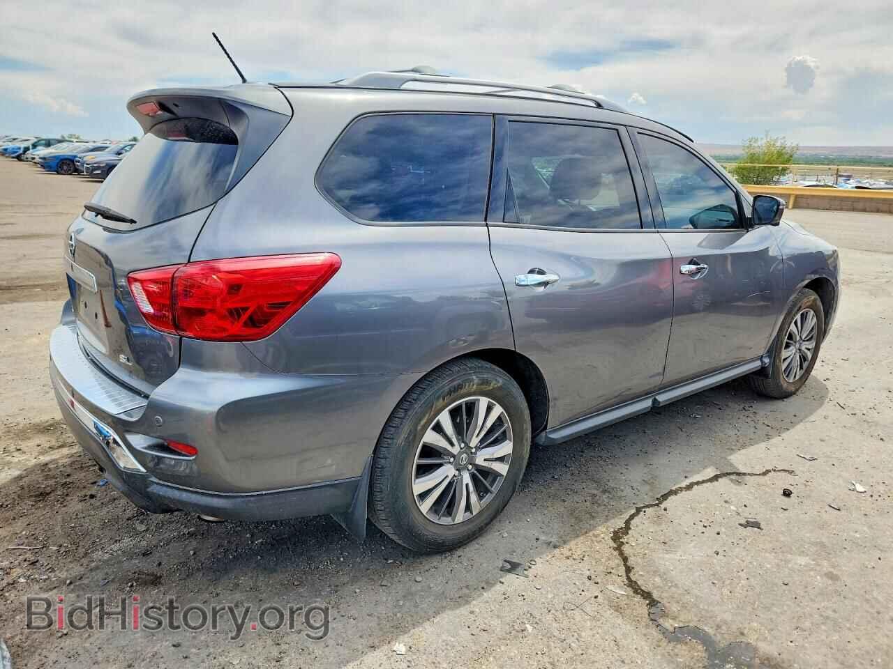 2017 NISSAN PATHFINDER - VIN: 5N1DR2MN9HC657975 - Фото 3