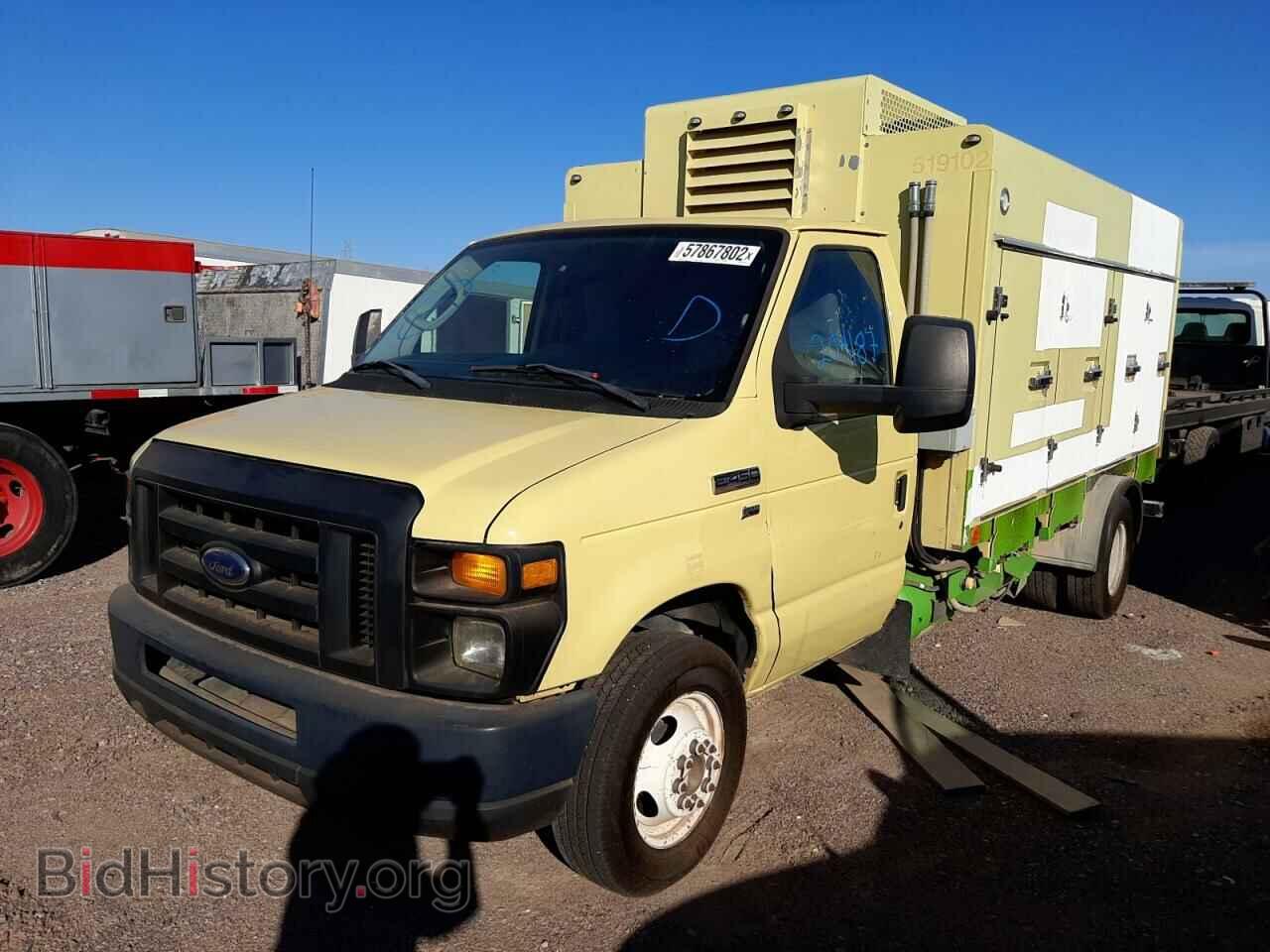 2011 FORD ECONOLINE - VIN: 1FDXE4FL0BDB07775 - Фото 2