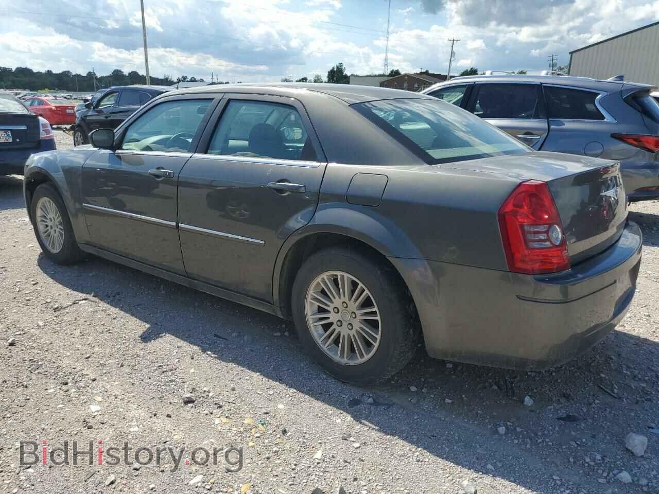 2009 CHRYSLER 300 - VIN: 2C3KA43D29H543908 - Фото 2