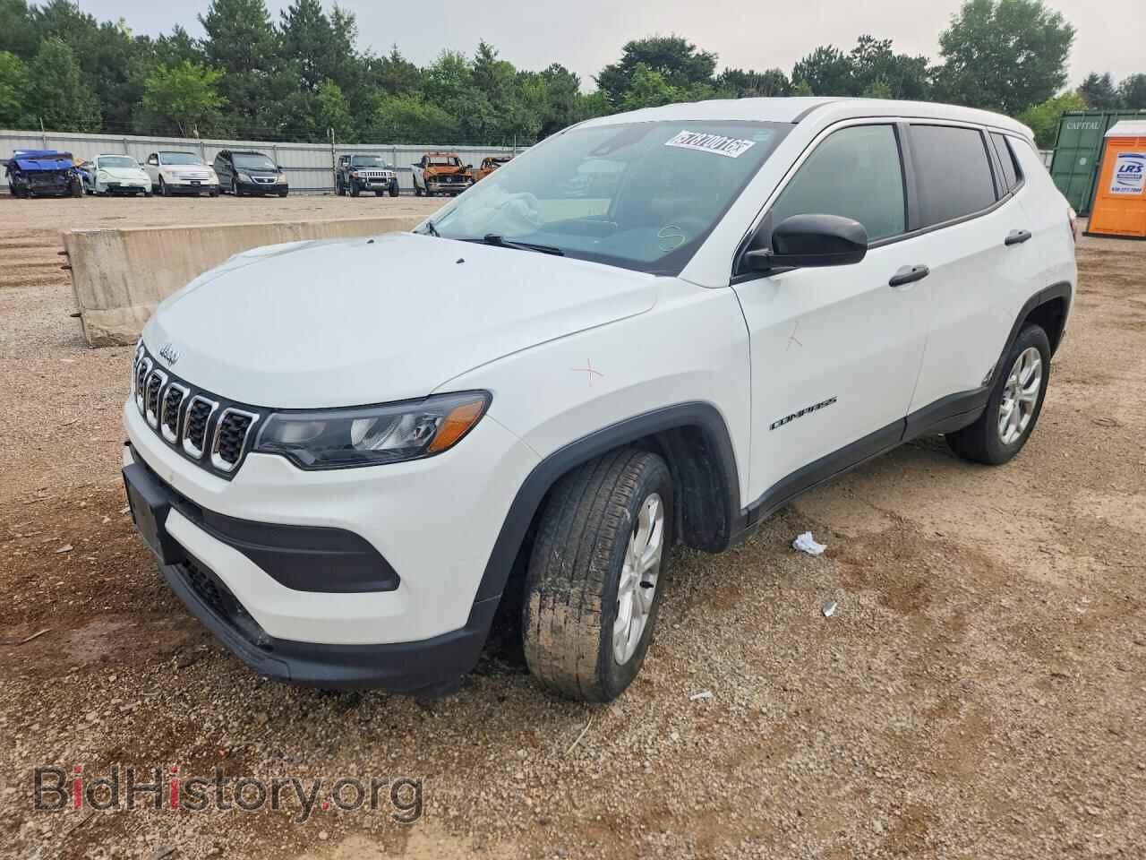 Фотография 3C4NJDAN9RT166490 - JEEP COMPASS 2024