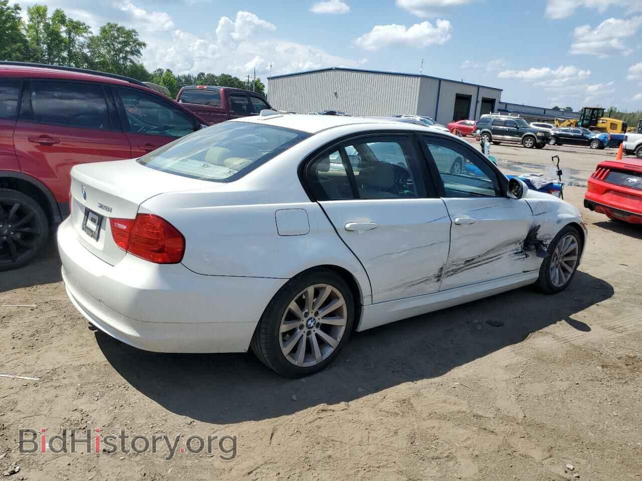 2011 BMW 3 SERIES - VIN: WBAPH7C59BE851269 - Фото 3
