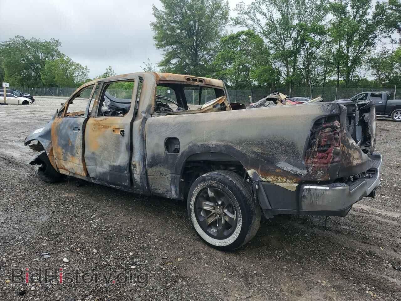 2019 RAM 1500 - VIN: 1C6SRFRT6KN575604 - Фото 2