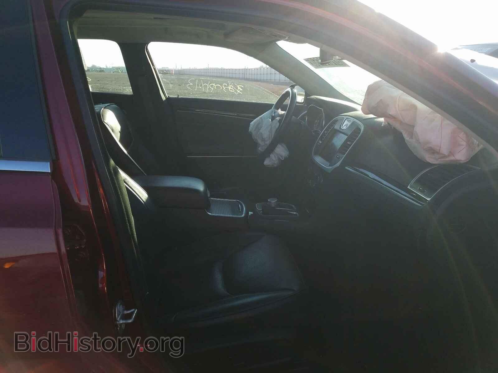 2019 CHRYSLER 300 - VIN: 2C3CCAEG5KH534243 - Фото 5