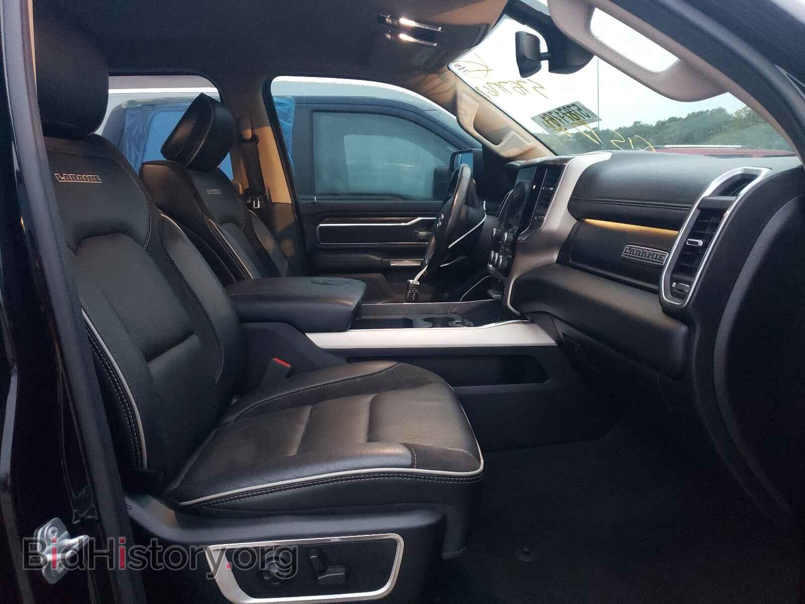 2019 RAM 1500 - VIN: 1C6SRFJT8KN734599 - Фото 5