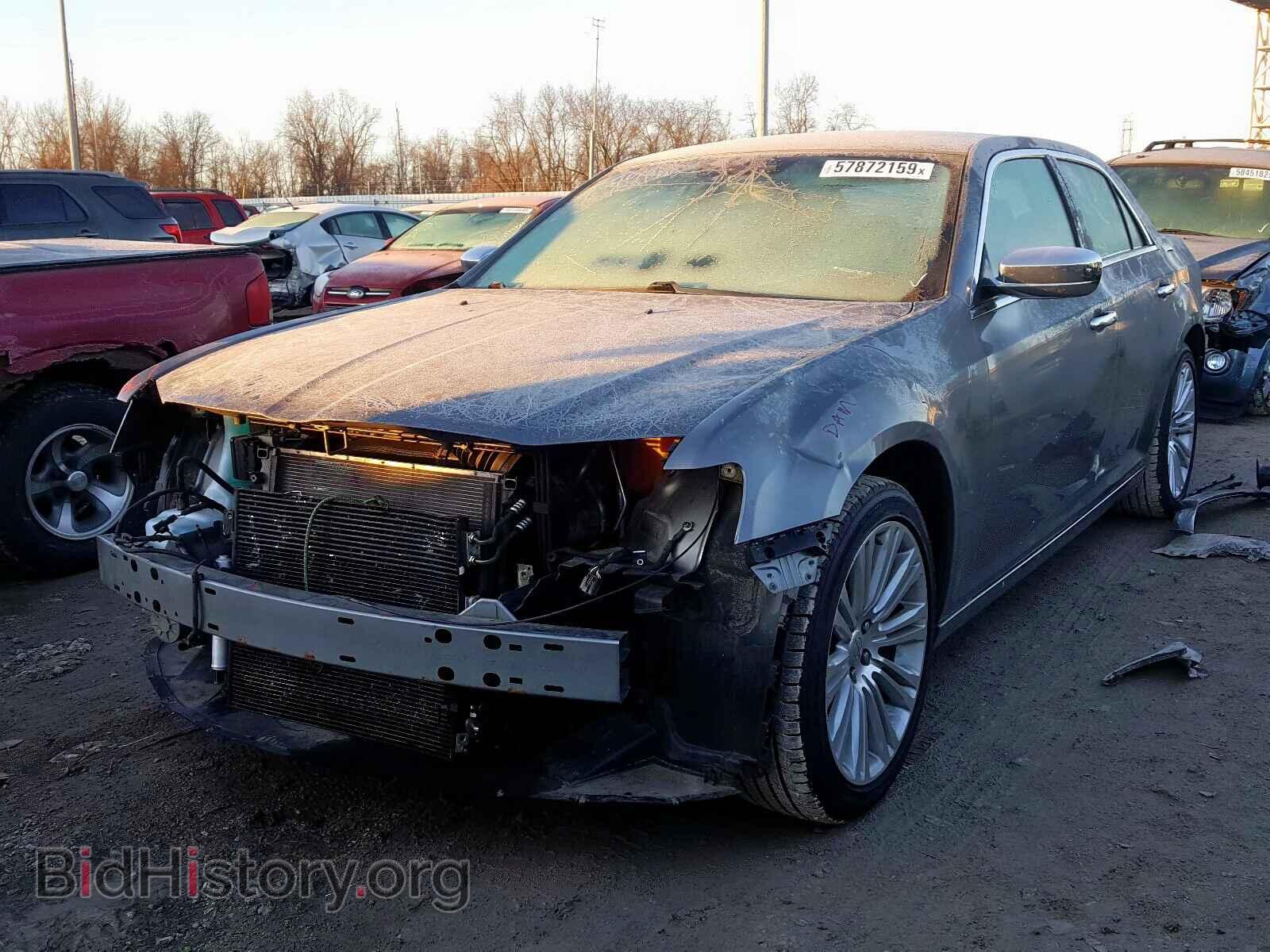 2011 CHRYSLER 300 - VIN: 2C3CA5CGXBH552799 - Фото 2