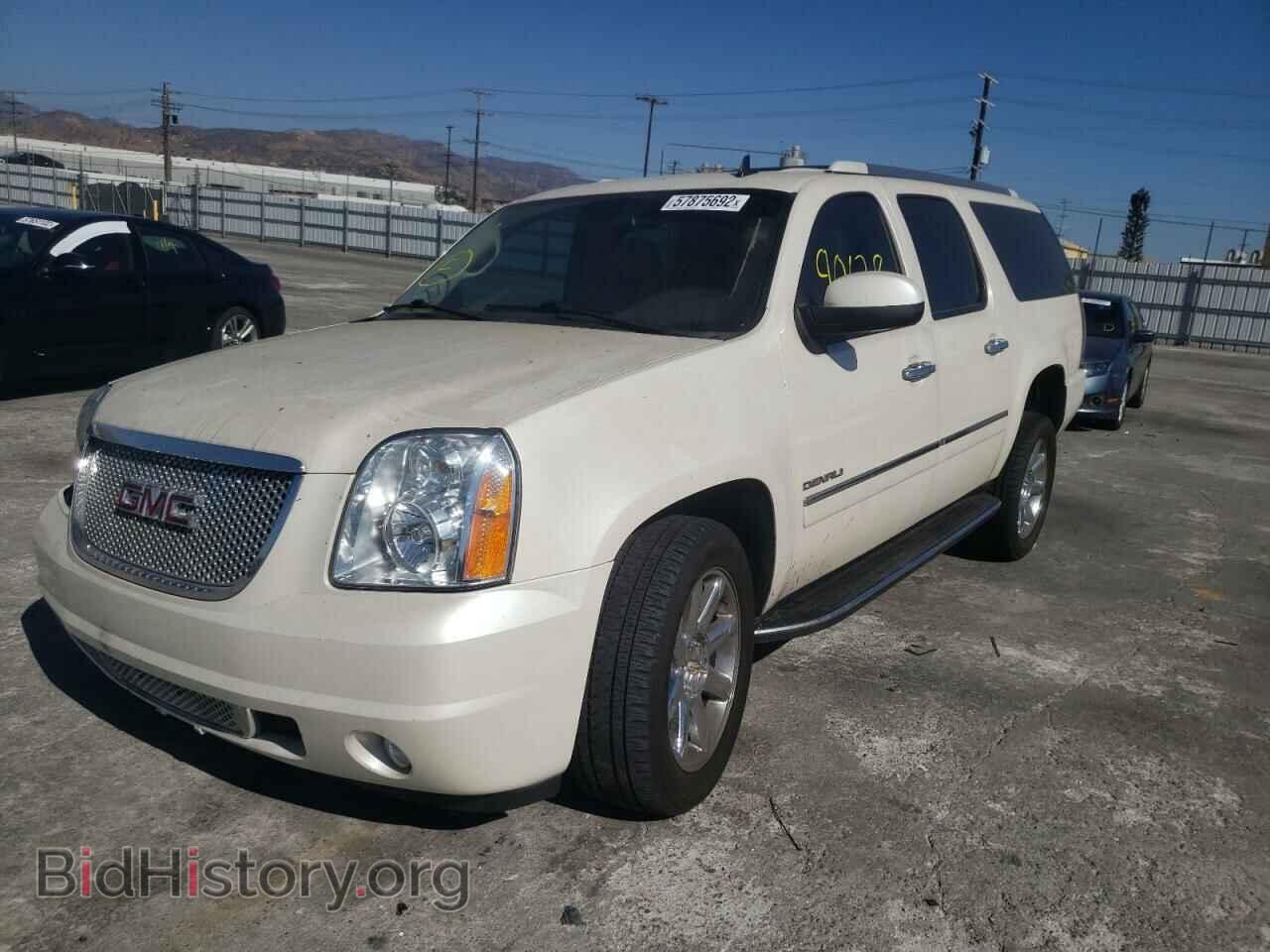 2013 GMC YUKON - VIN: 1GKS2MEF7DR323846 - Фото 2
