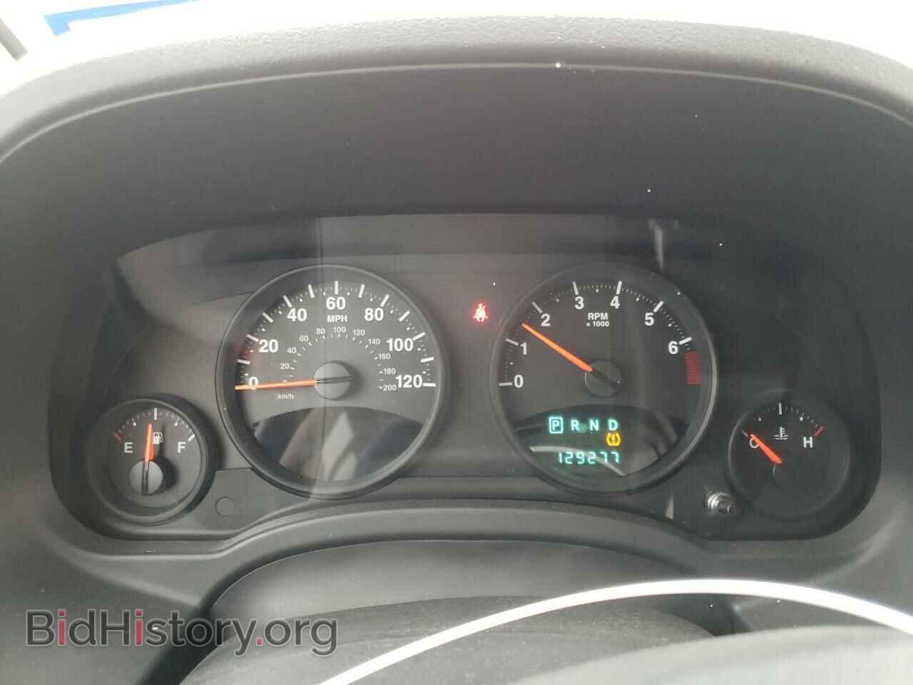 2009 JEEP COMPASS - VIN: 1J4FT47A59D140133 - Фото 9