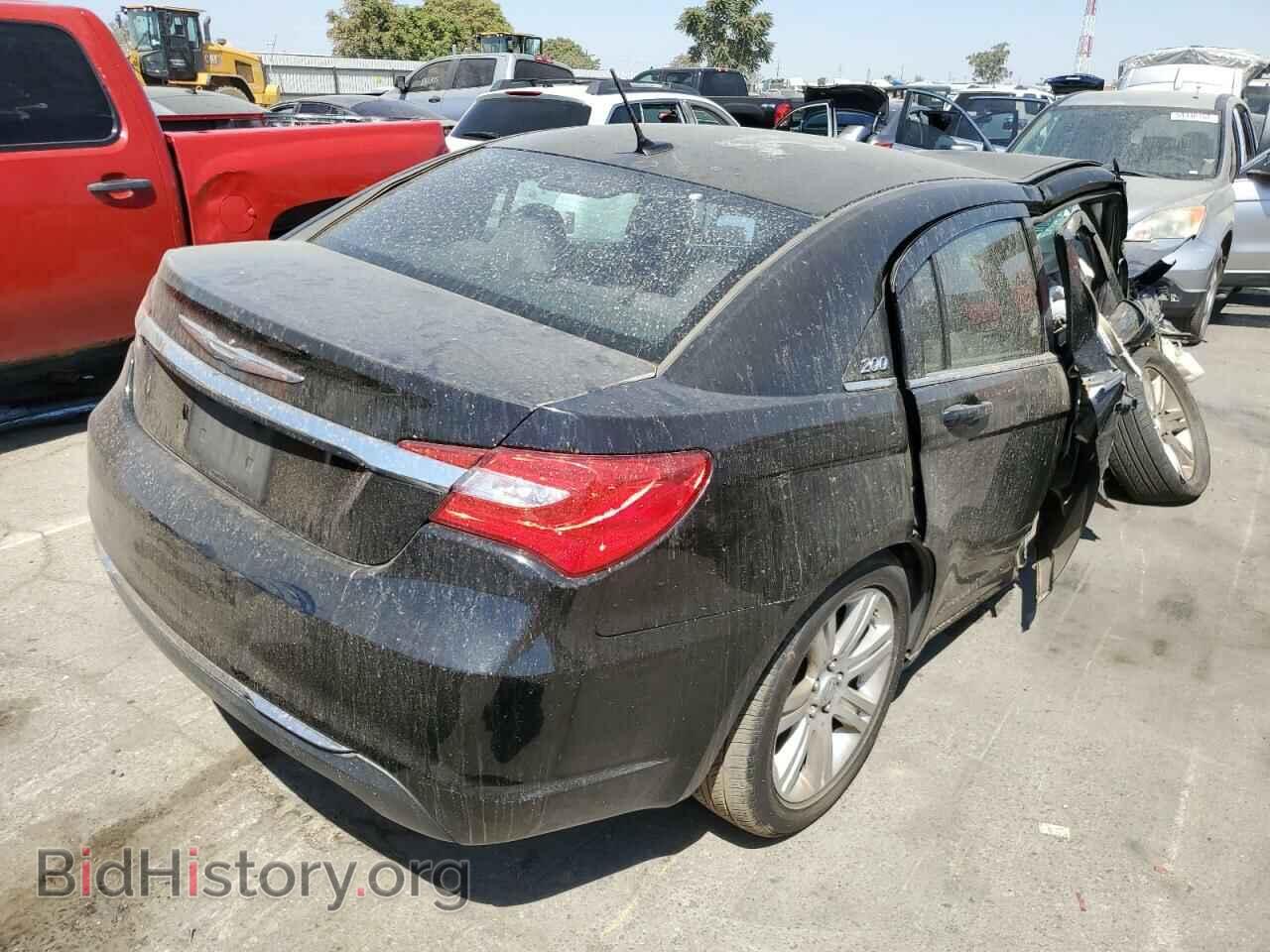 2013 CHRYSLER 200 - VIN: 1C3CCBAB4DN670230 - Photo 4