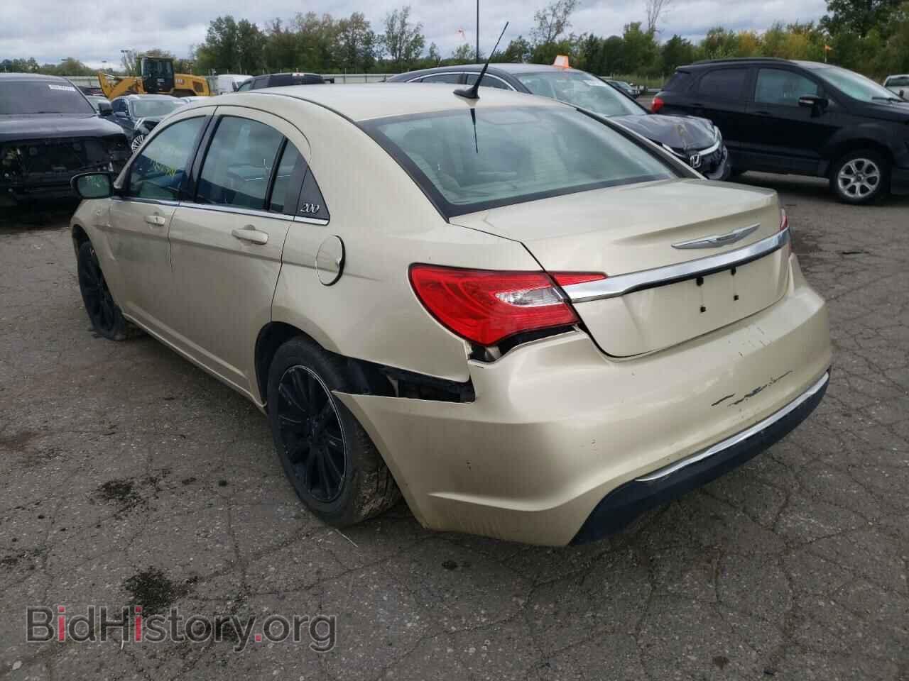 2011 CHRYSLER 200 - VIN: 1C3BC1FB0BN530980 - Фото 3