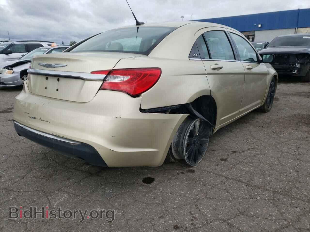2011 CHRYSLER 200 - VIN: 1C3BC1FB0BN530980 - Фото 4