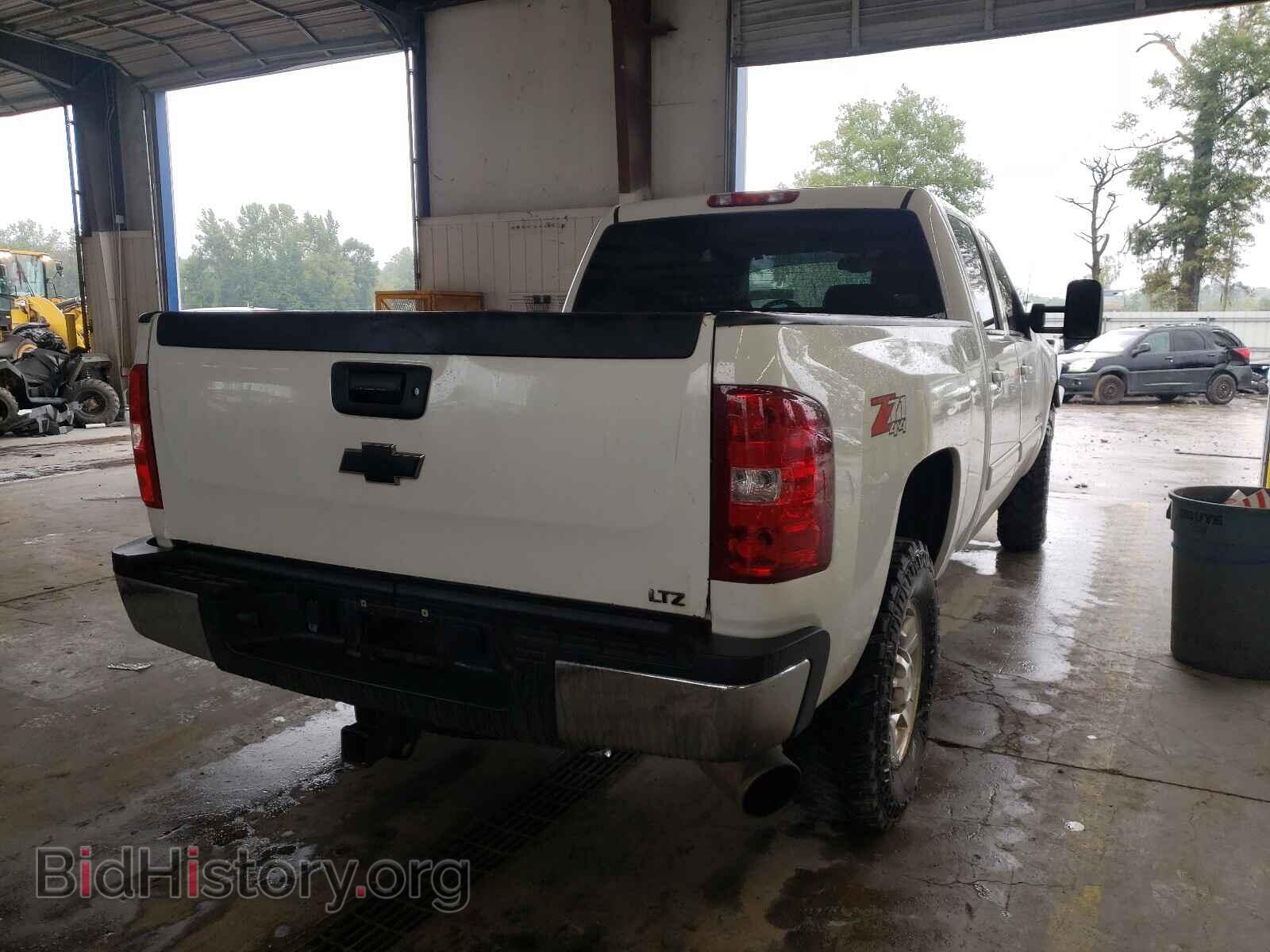 2009 CHEVROLET SILVERADO - VIN: 1GCHK63609F158221 - Фото 4