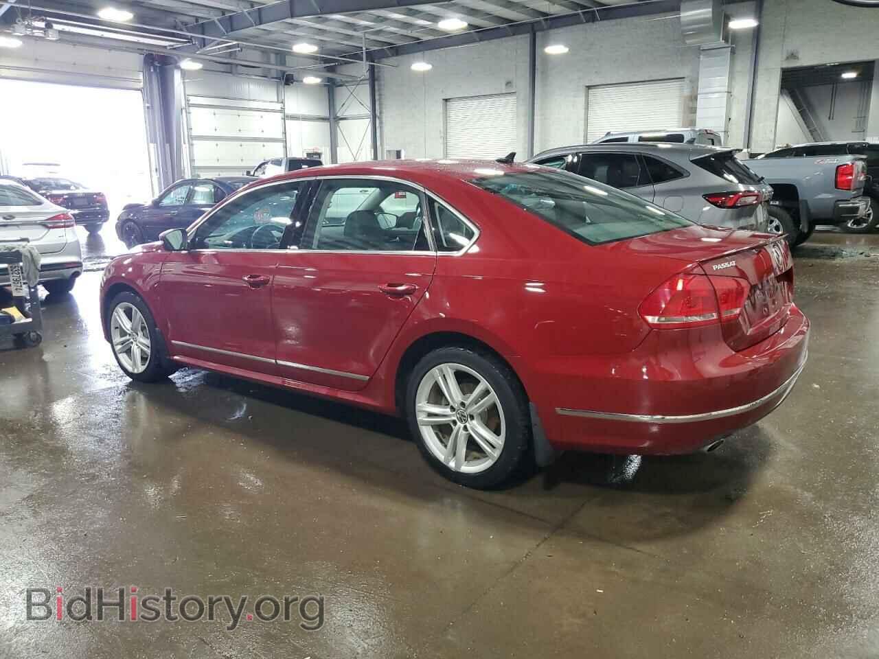 2015 VOLKSWAGEN PASSAT - VIN: 1VWCV7A36FC061423 - Фото 2