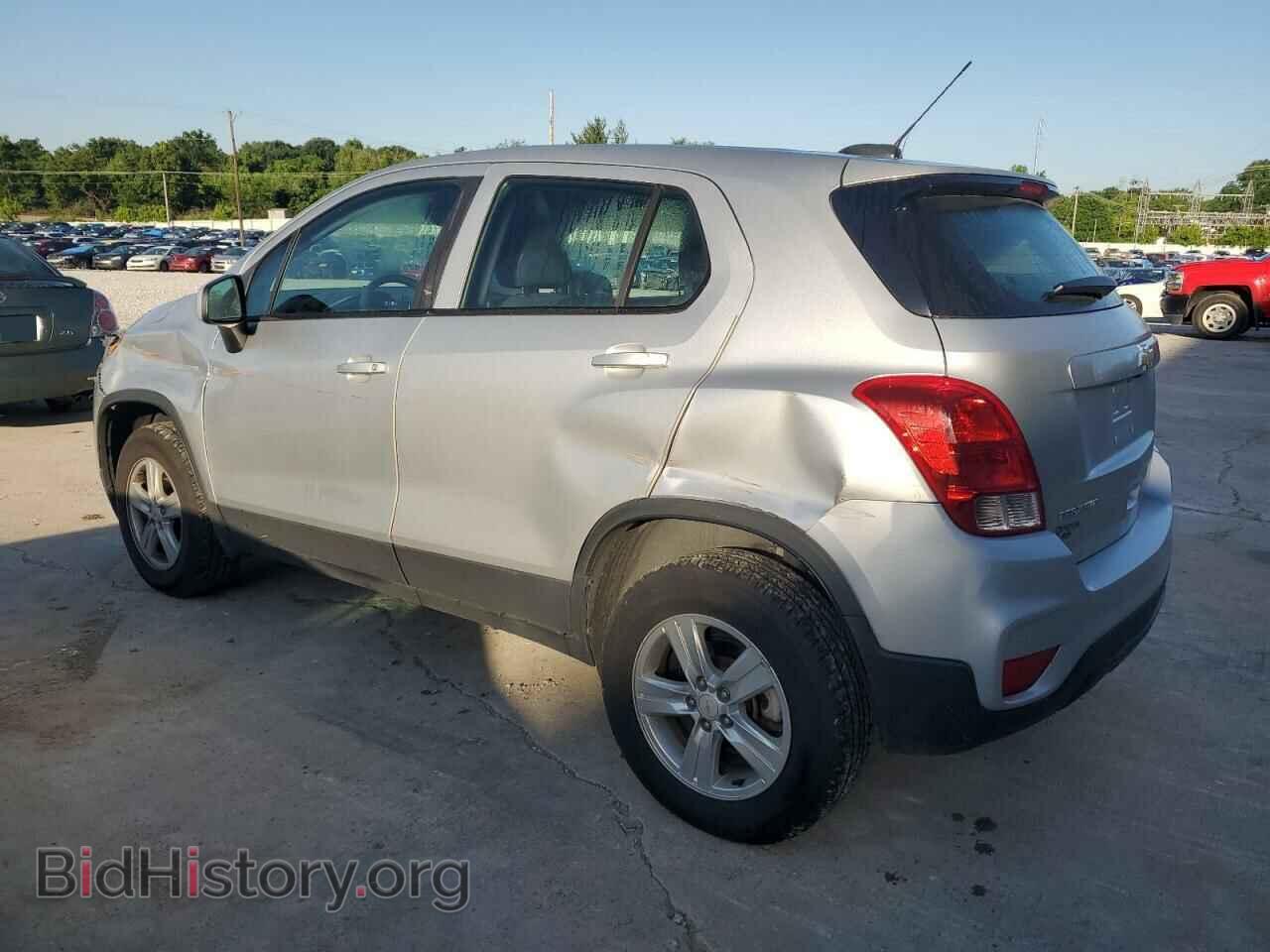 2018 CHEVROLET TRAX - VIN: KL7CJNSB7JB604735 - Фото 2