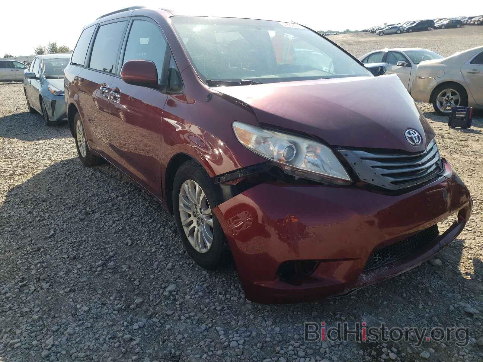 Photo 5TDYK3DC3DS329331 - TOYOTA SIENNA 2013