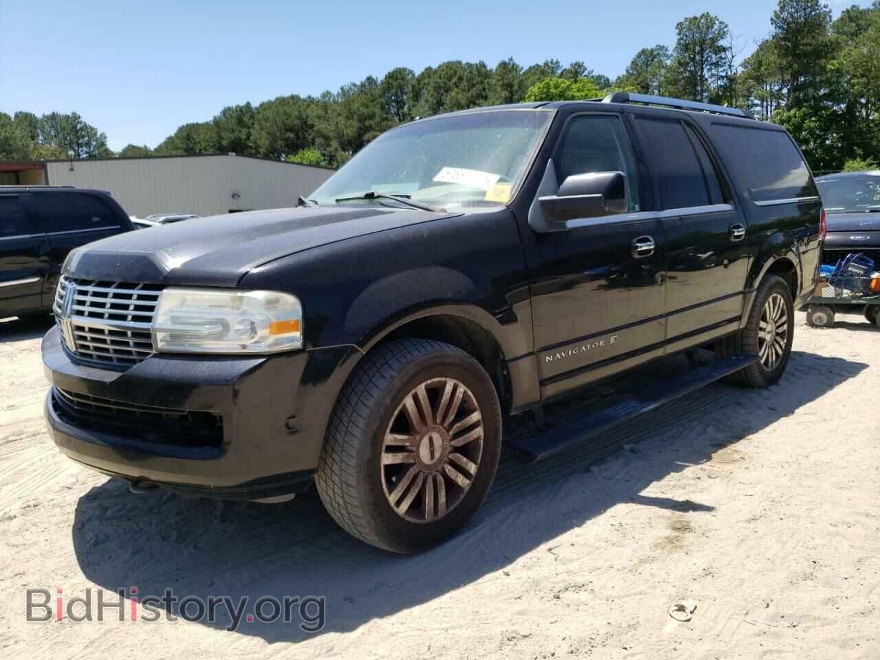 Photo 5LMFL28538LJ19919 - LINCOLN NAVIGATOR 2008