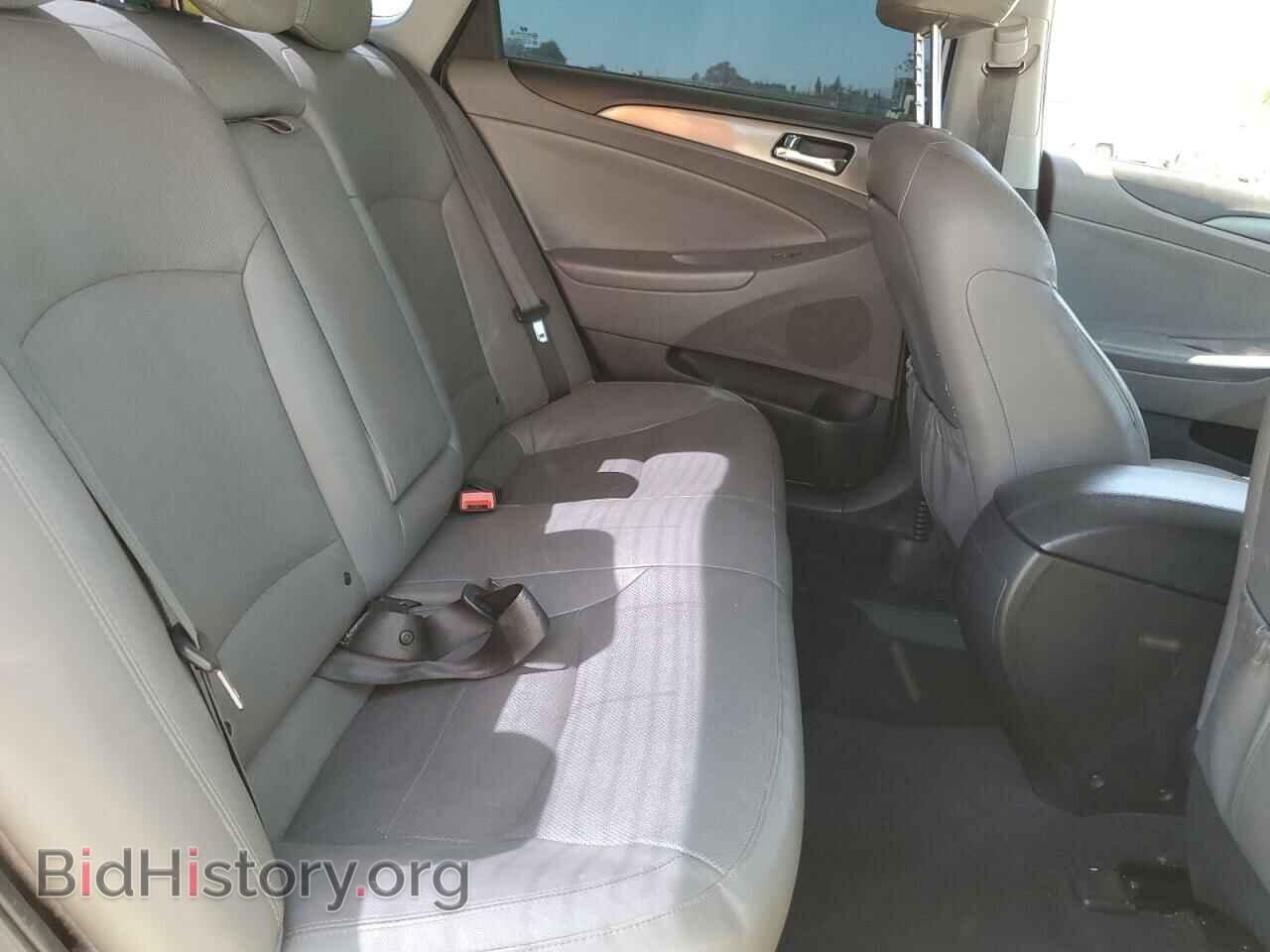 2014 HYUNDAI SONATA - VIN: KMHEC4A42EA107165 - Фото 10