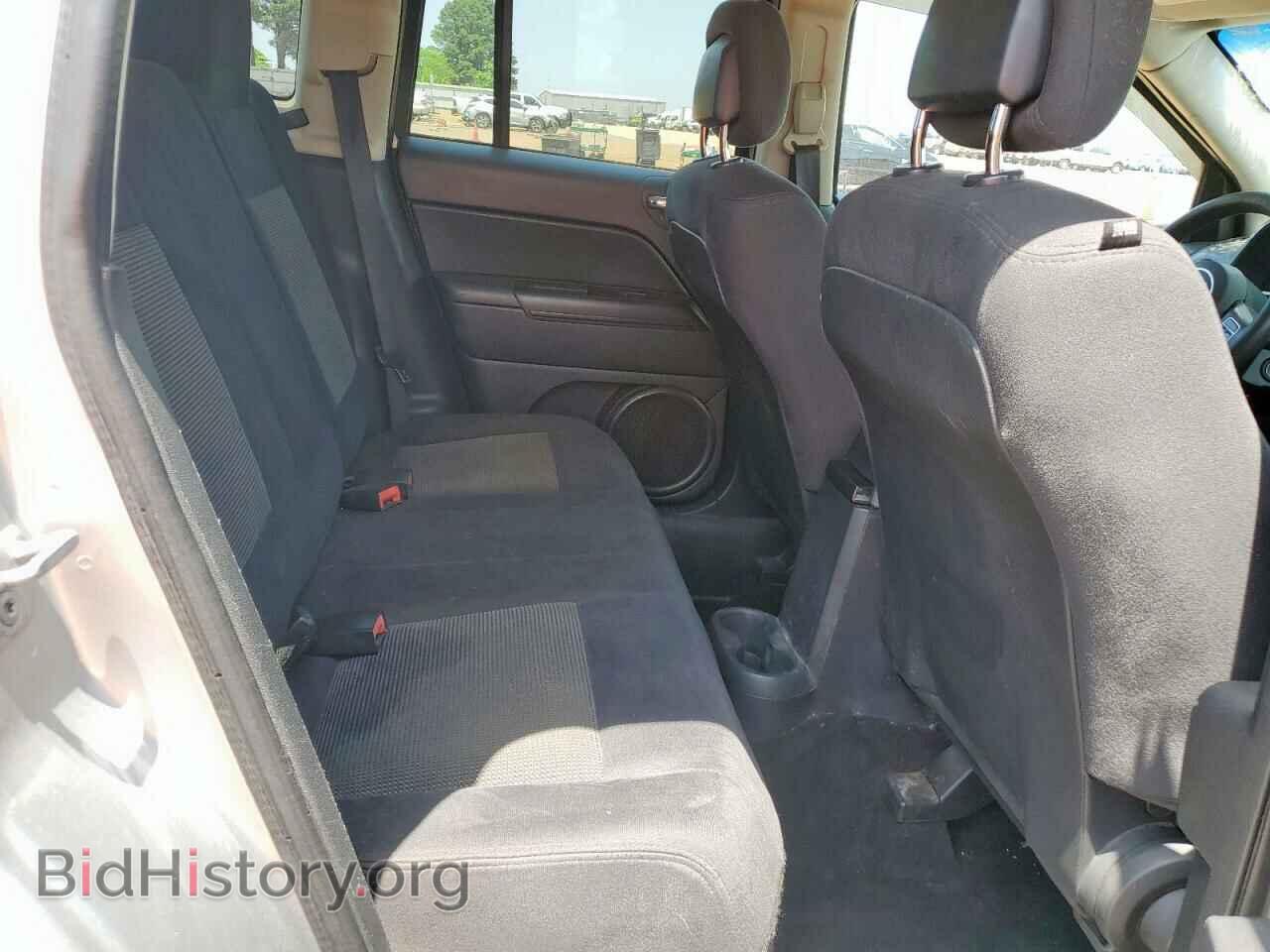 2011 JEEP COMPASS - VIN: 1J4NT1FA5BD290423 - Фото 10