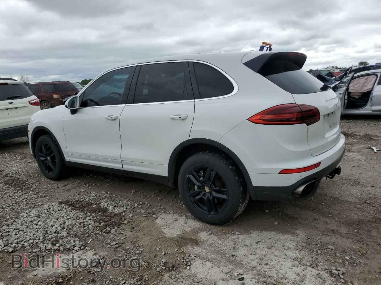 2016 PORSCHE CAYENNE - VIN: WP1AA2A27GKA12074 - Фото 2