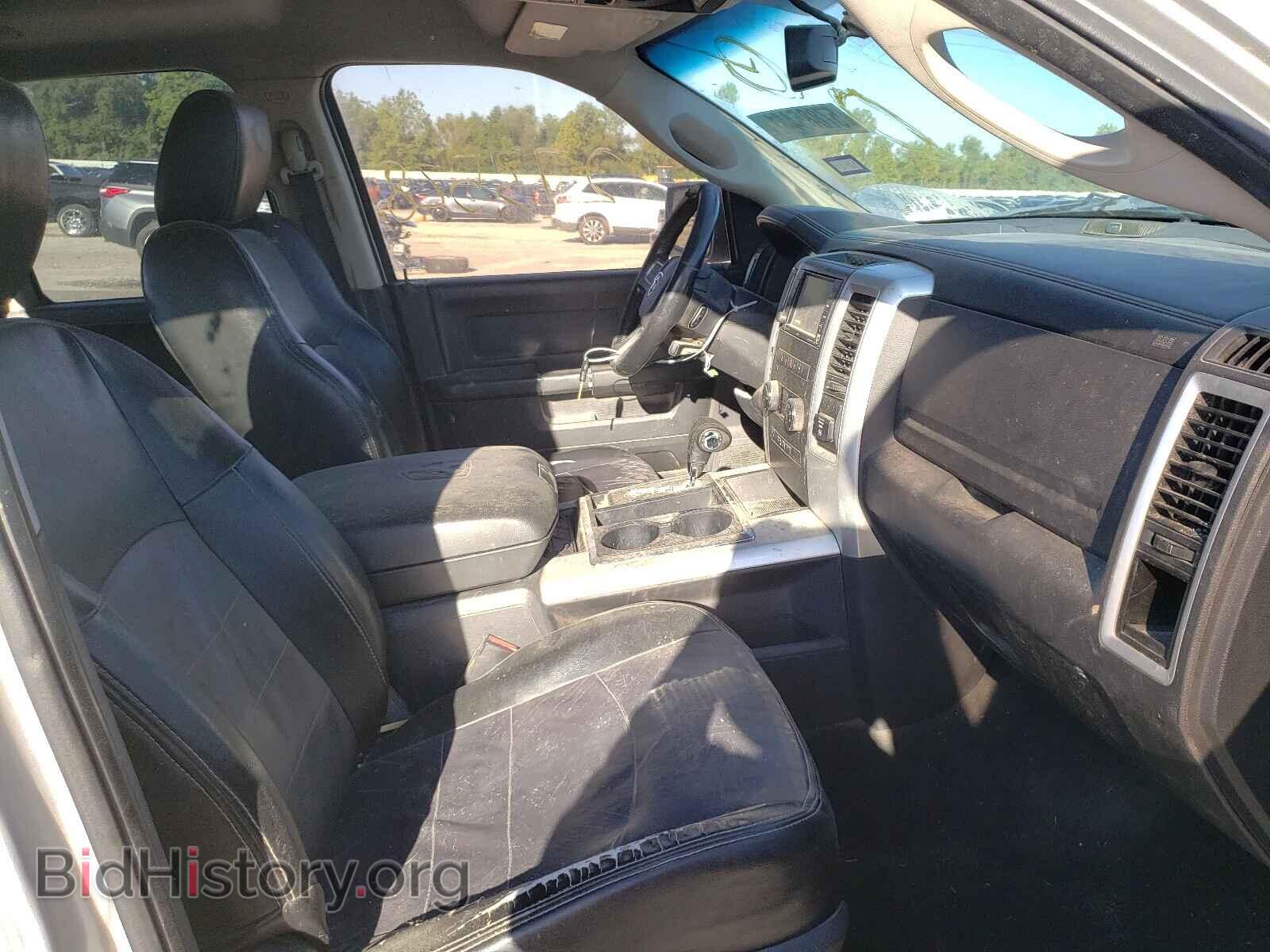 2011 DODGE RAM 1500 - VIN: 1D7RB1GT9BS566517 - Фото 5