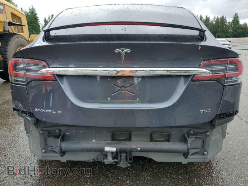 2017 Tesla MODEL X (VIN 5YJXCAE22HF038168) — фото 6 из 14