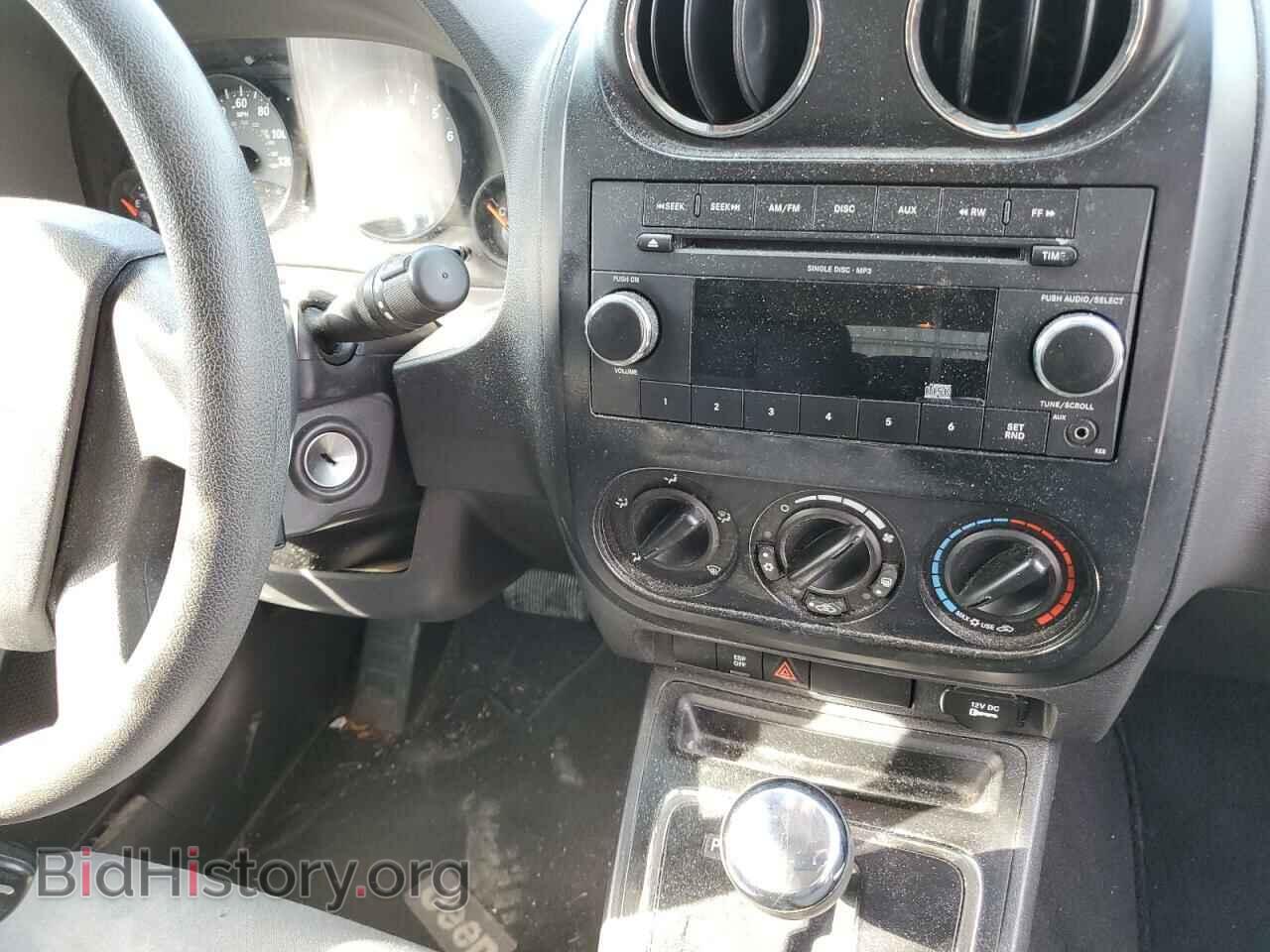 2009 JEEP COMPASS - VIN: 1J4FT47BX9D140279 - Фото 9