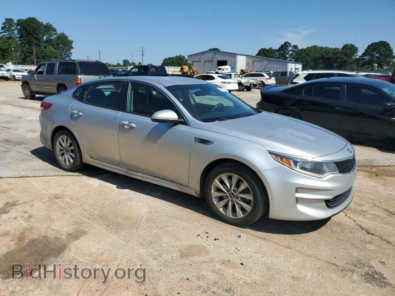 2017 KIA OPTIMA - VIN: 5XXGT4L37HG162138 - Фото 4
