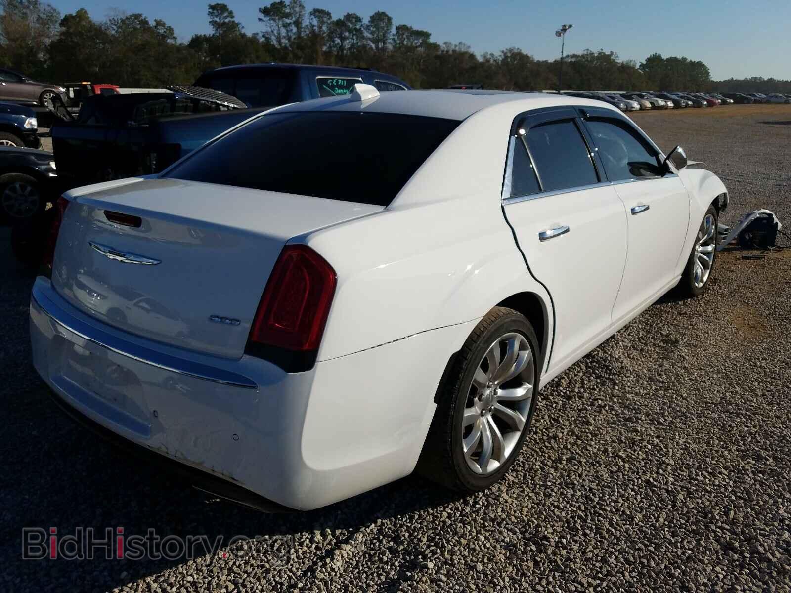 2019 CHRYSLER 300 - VIN: 2C3CCAEGXKH705908 - Фото 4