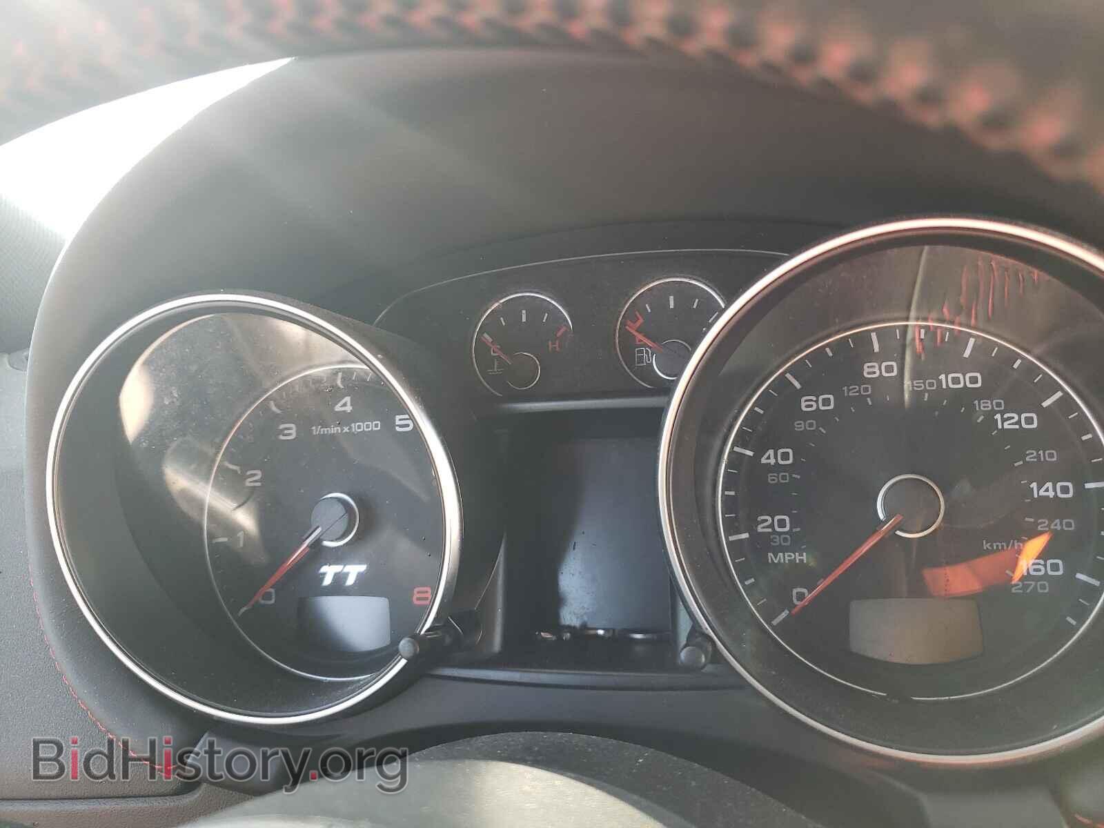 2009 AUDI TT - VIN: TRUJF38J491012182 - Photo 8