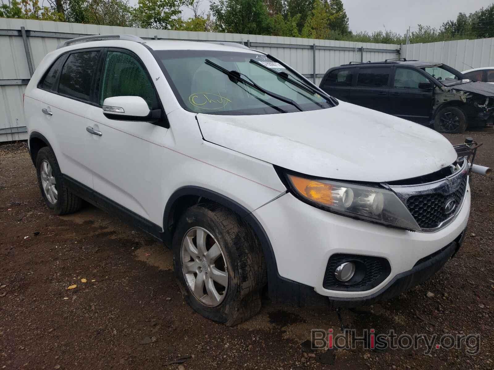 Photo 5XYKT3A13BG107484 - KIA SORENTO 2011