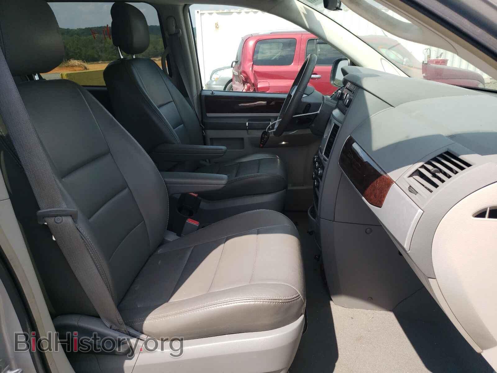 2010 CHRYSLER MINIVAN - VIN: 2A4RR5D14AR440723 - Фото 5