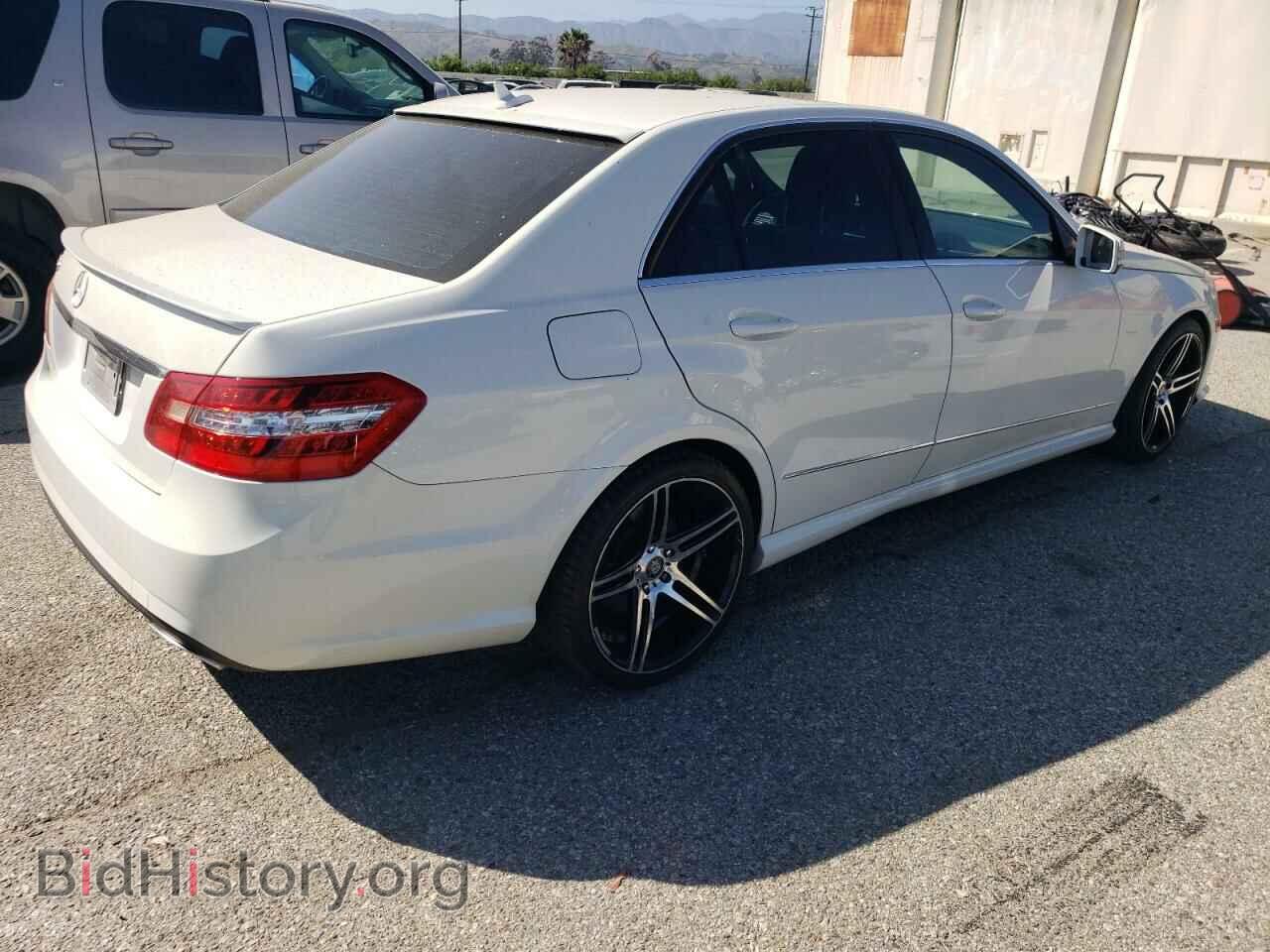 2011 MERCEDES-BENZ E-CLASS - VIN: WDDHF5GB0BA305457 - Фото 3