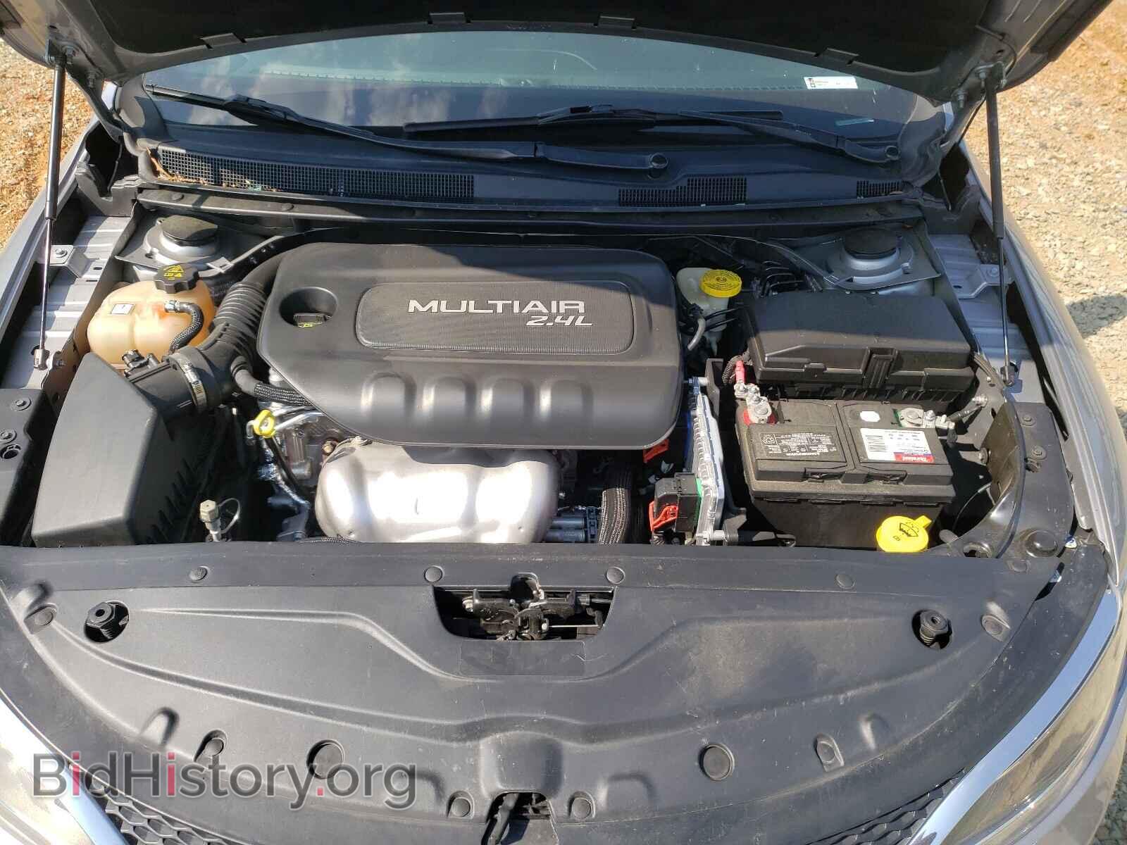 2016 CHRYSLER 200 - VIN: 1C3CCCAB4GN143623 - Фото 7