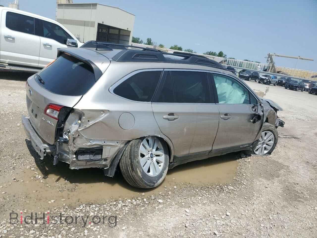2018 SUBARU OUTBACK - VIN: 4S4BSAFC5J3340945 - Фото 3